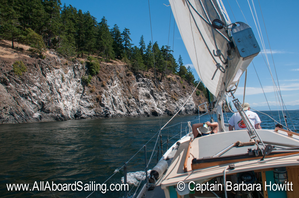 Sailing towards Kellett Bluff