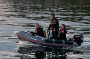 Our adventurous passengers with Capt David - giving All Aboard Sailing a thumbs up