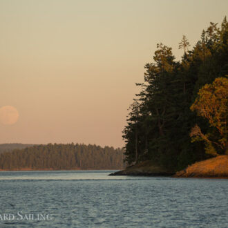 Sunset / full moon rise sail