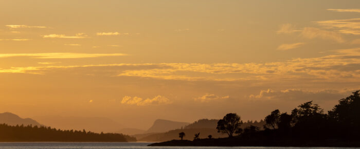 Short Sunset sail to the Wasp Islands