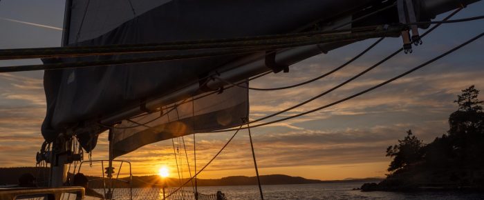Short sunset sail Short sunset sail